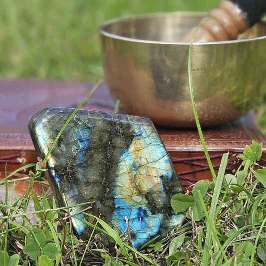 Labradorite Polie